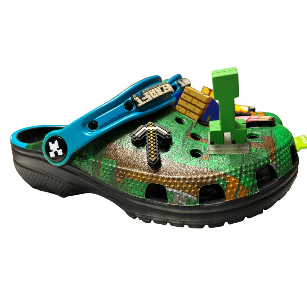 NEW NWT Minecraft x CrocsClassic Clogs Sz 12C
