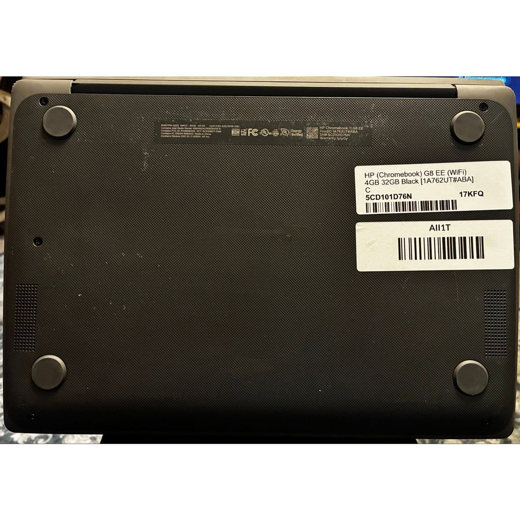 HP G8 Chromebook with charger 15"/32GB
